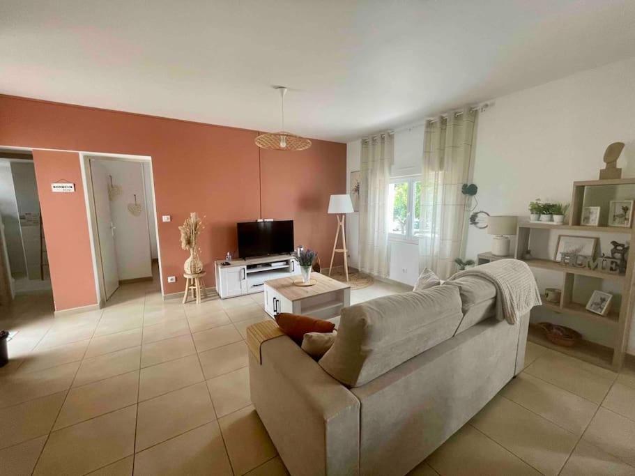 T2 Refait A Neuf Calme Et Agreable Apartment นาร์บอนน์ ภายนอก รูปภาพ